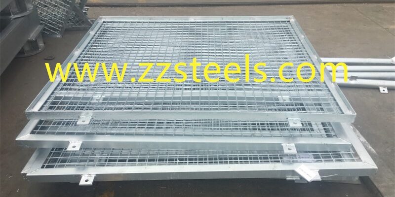 Galvanized Fence Mesh and Post